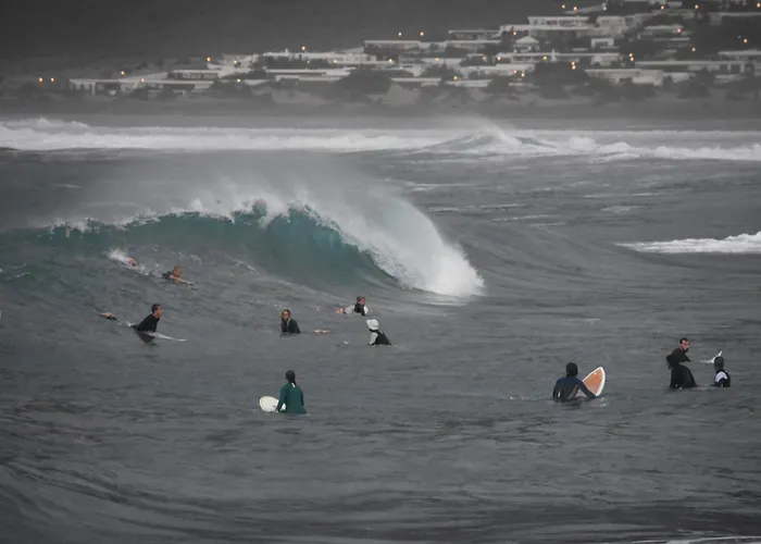 Famara Rooms * Фамара