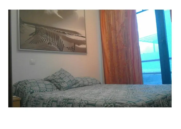 Famara Rooms Albergue