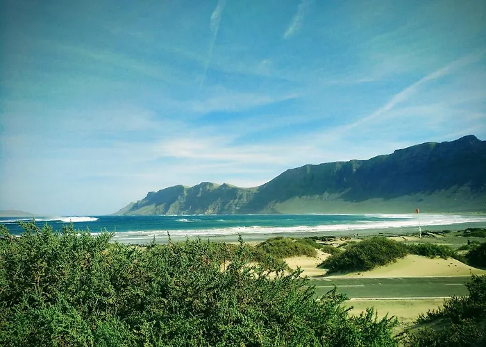 Albergue Famara Rooms *